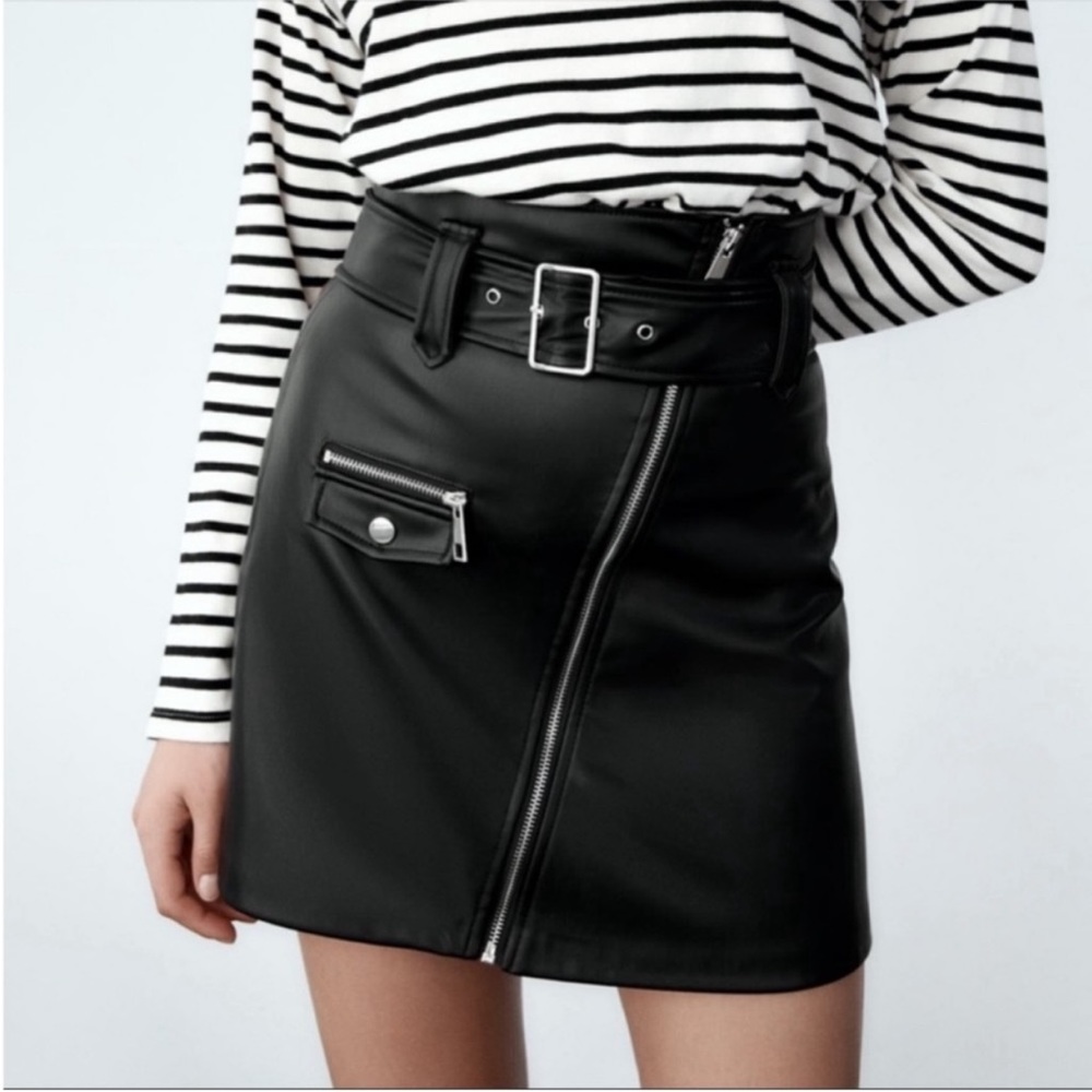 Zara Faux Leather Skirt With Zippers Mini Skirt Black Size XS